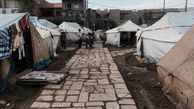 معظم مخيمات اللاجئين تفتقد لأبسط مقومات الحياة.