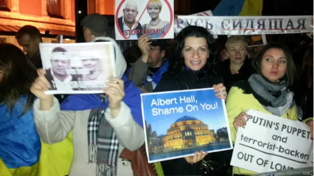 протесты в Лондоне