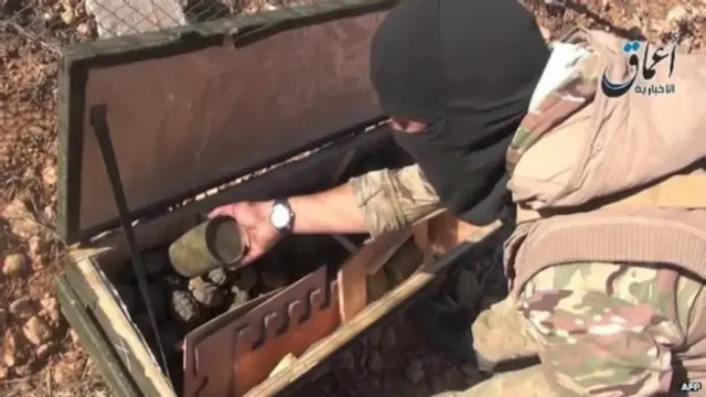 پنتاگون گفت که درحال بررسی اصالت این ویدئوست اما بعید نیست که دقیق باشد