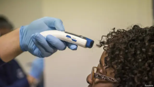 इबोला की जाँच