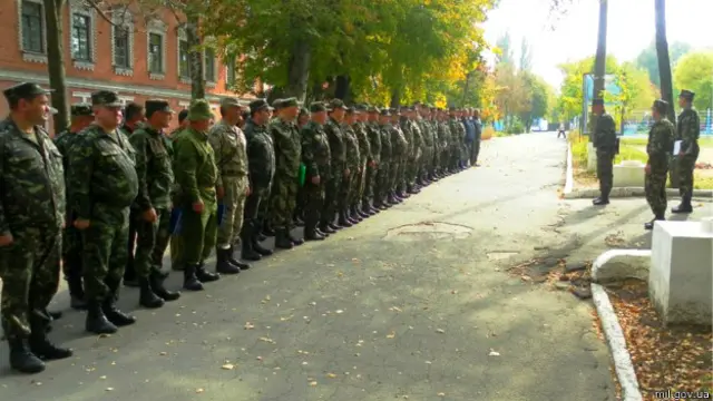 Учебные сборы руководителей военкоматов, рот охраны и отрядов обороны в Винницкой области