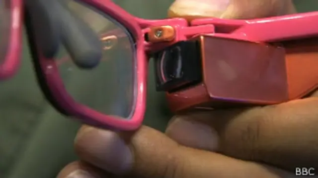 Proyector de las gafas inteligentes de Toshiba