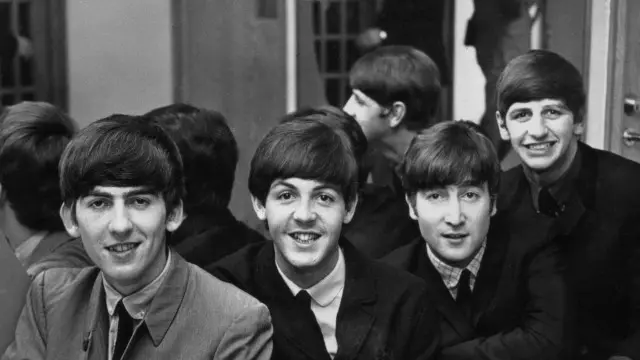 Dibentuk pada tahun 1960, the Beatles 'pecah' pada tahun 1970.