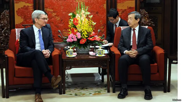 苹果总裁库克曾多次访问中国