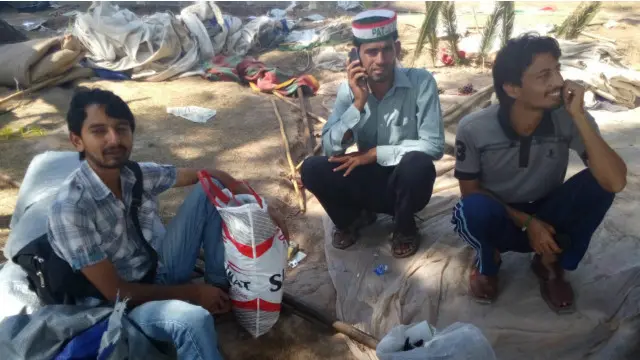 دھرنے کے خاتمے کا اعلان سننے کے بعد شاہراہِ دستور سے پاکستان عوامی تحریک کے کارکنان کی واپسی جاری ہے