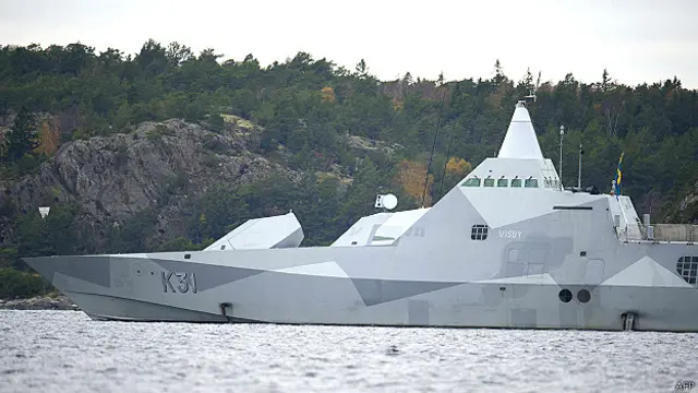 Корвет "Висби" в Стокгольмском архипелаге