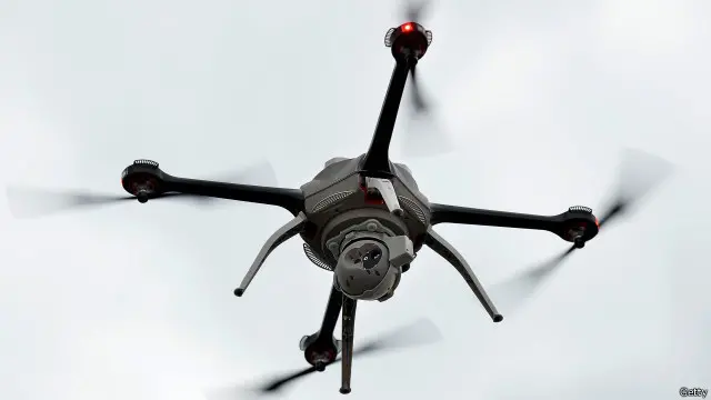 التقرير: يمكن أن تستهدف جماعات إرهابية التجمعات الجماهيرية باستخدام طائرات بدون طيار