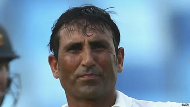 یونس خان پاکستان کی جانب سے ٹیسٹ کرکٹ میں سب سے زیادہ رنز بنانے والے بلے باز ہیں