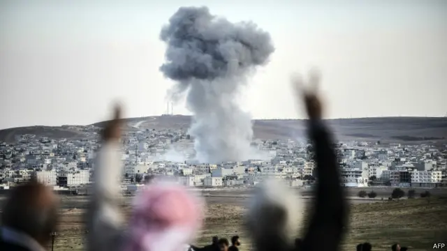 انفجارهای کوبانی از یک روستای مرزی ترکیه قابل مشاهده است