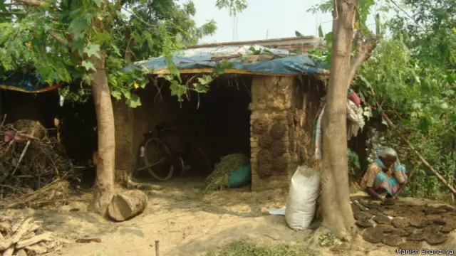 दंगा पीड़ित