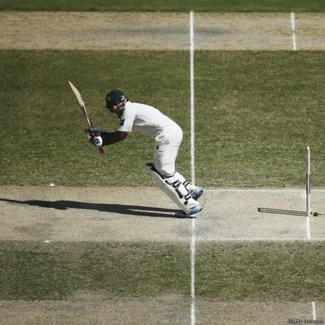 سرفراز احمد نے اپنی اننگز میں شاندار شاٹس کھیلیں جو دیکھنے کے قابل تھیں