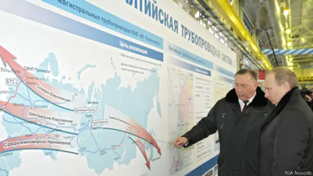 Владимир Путин посетил порт Усть-Луга в марте 2012 года