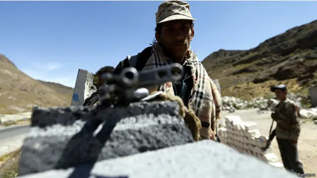 مسلح حوثي في إب