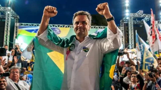 نیوس کا میلان دائیں بازو کی جانب ہے اور وہ خود کو تبدیلی کا نمائندہ بتا رہے ہیں