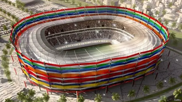 يقول المنظمون في قطر إنهم يخططون لإقامة ملاعب مكيفة ستعمل على خفض درجات الحرارة في الملاعب إلى ما يقرب من 23 درجة مئوية