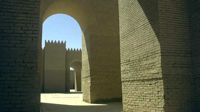 نقلت بوابة عشتار في مطلع القرن العشرين إلى أحد متاحف برلين 