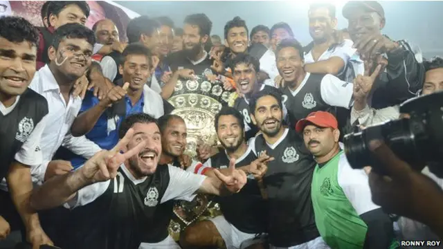 محمدن سپورٹنگ پہلی ہندوستانی فٹبال ٹیم تھی جس نے سنہ 1934 میں کلکتہ ليگ جیتی تھی