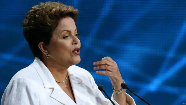 Frases de Aécio e Dilma no embate eleitoral