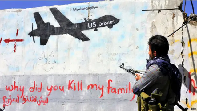 تقول قبائل البيضاء إن طائرات امريكية بدون طيار شنت غارات عليها بسبب احتضانها لمسلحين من جماعة أنصار الشريعة