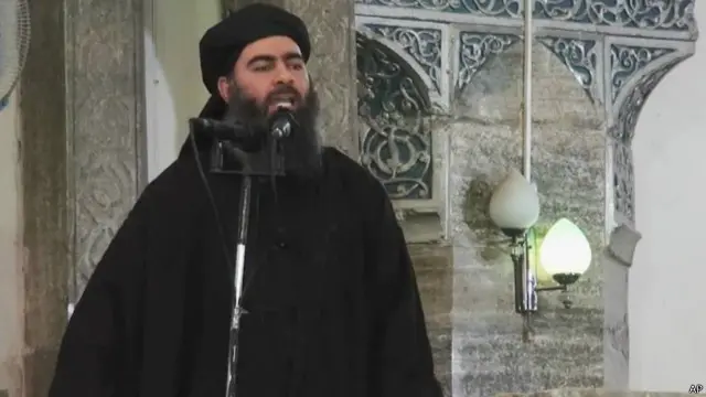 نفى مسؤولون أمريكيون علمهم إن كان البغدادي ضمن القافلة التي استهدفتها غارات التحالف.