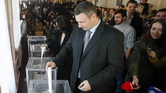 یوکرین کے مشرقی علاقوں میں کشیدگی کی وجہ سے تقریباً 30 لاکھ لوگوں نے ووٹنگ میں حصہ نہیں لیا