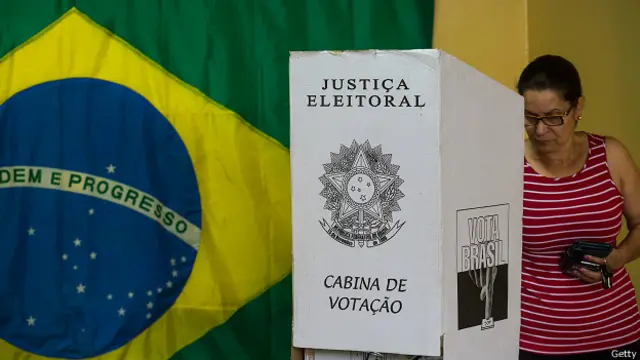 País tem processo eleitoral confiável, mas população tem poder limitado para monitorar e influenciar decisões do governo