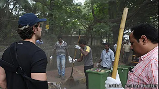 ऋतिक ने ट्वीट किया कि अगर उनके बच्चे इस सफ़ाई अभियान में साथ होते तो बहुत कुछ सीख पाते.