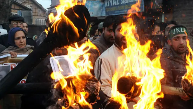 کشمیر میں مختلف مواقع پر احتجاج ہوتے رہتے ہیں