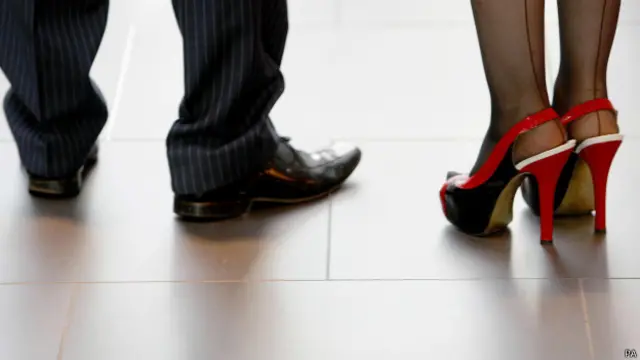 Жінок тепер більше в світових парламентах і урядах, стверджують експерти ВЕФ