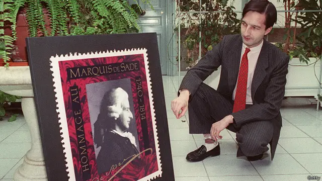 Тибо де Сад рекламирует свое новое шампанское