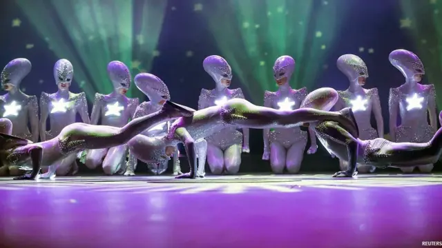 डांस शो, द डब्ल्यूवाईडी, Dancers attend dress rehearsal for Grand Show THE WYLD at Friedrichstadt Palast in Berlin.