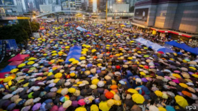 တစ်လပြည့် အထိမ်းအမှတ် စုရုံးခဲ့ကြသူတွေ