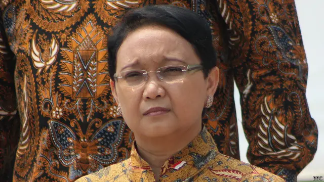 Menteri luar negeri Indonesia Retno Marsudi mengatakan, negara lain tidak boleh mencampuri masalah hukum Indonesia.
