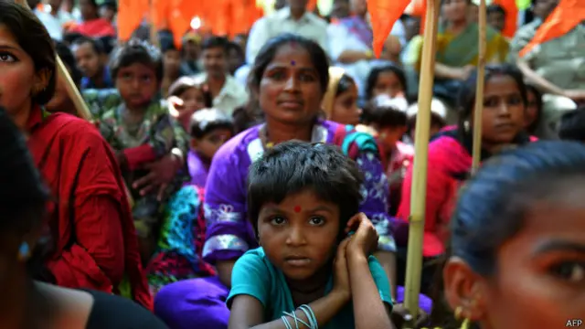 केरल में प्रेम चुंबन पर पुलिस को ऐतराज