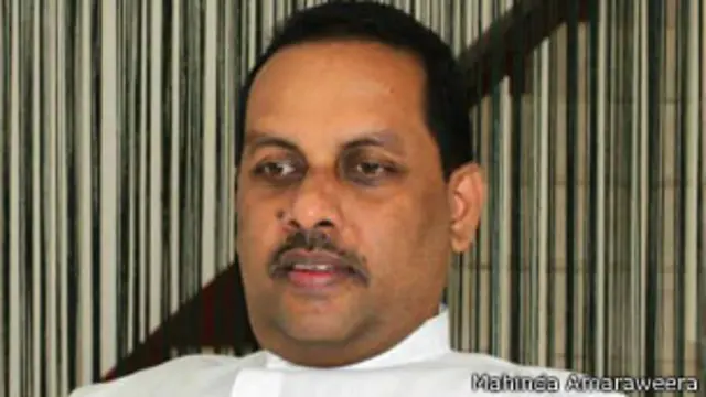 ආපදා කළමනාකරණ අමාත්‍ය මහින්ද අමරවීර