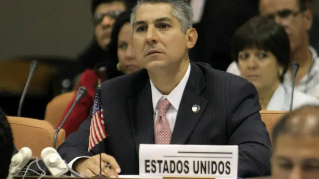 برای شرکت در کنفرانس ابولا، دو مقام آمریکایی به کوبا رفته‌اند.