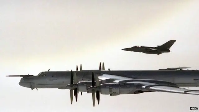 Ту-95 и истребитель "Тайфун"