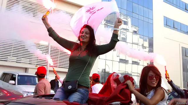 धर्मनिरपेक्ष पार्टी निदा ट्यूनिस के समर्थक, ट्यूनीशिया