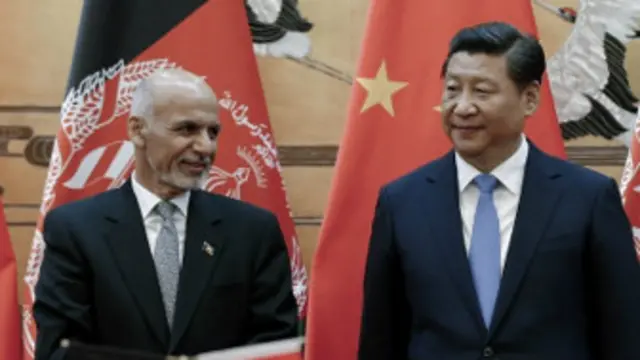 ولسمشر غني چین ته په خپل لومړي څلور ورځني رسمي سفر کې دواړو خوا په سیاسي او اقتصادي برخه کې د همکاریو څلور هوکړه لیکونه لاسلیک کړل