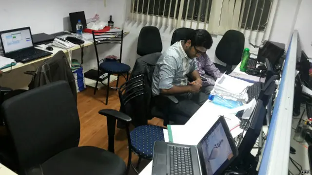 नौकरी के नाम पर ठगी करने वाले गिरोह का ऑफ़िस