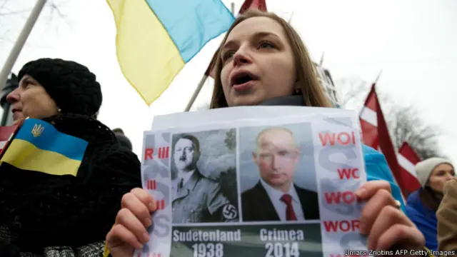 Акция протеста в Риге против действий России на востоке Украины