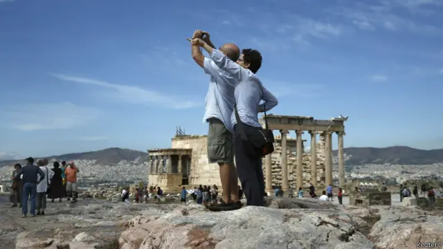 Туристы в Греции