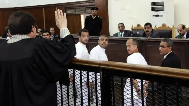 Fahmy, Mohamed dan Greste: "jika saya pantas dibebaskan, mereka juga pantas dibebaskan."