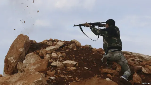 敘利亞自由軍方面目前尚未予以確認。該組織一直與阿薩德方面交戰，並且被俄羅斯轟炸過。