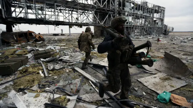 Донецкий аэропорт. Sergei L. Loiko for BBC