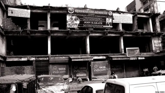 84 के दंगा में जला घर