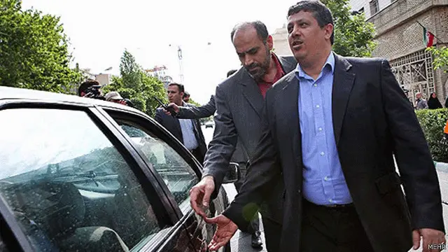 ظاهرا بخشی از اظهارات امروز احمد توکلی در مورد مهدی هاشمی، متکی به گزارش هایی طبقه بندی شده و خارج از دسترس عموم است