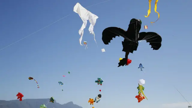 ड्रैगन पतंग, केप टाउन, अन्तर्राष्ट्रीय पतंगबाज़ी उत्सव