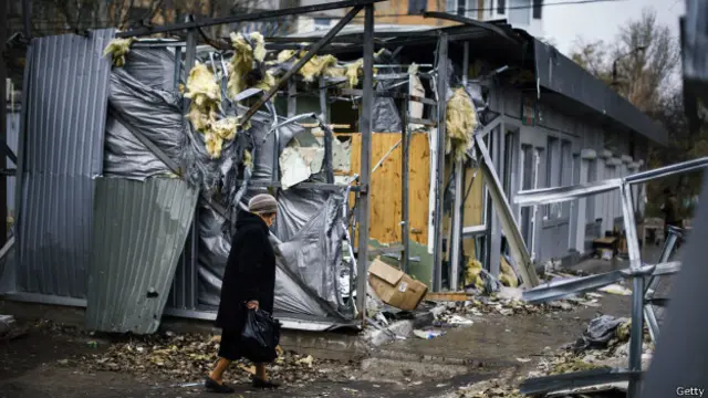 В Донецьку знову чути звуки пострілів