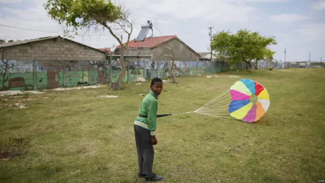 ड्रैगन पतंग, केप टाउन, अन्तर्राष्ट्रीय पतंगबाज़ी उत्सव